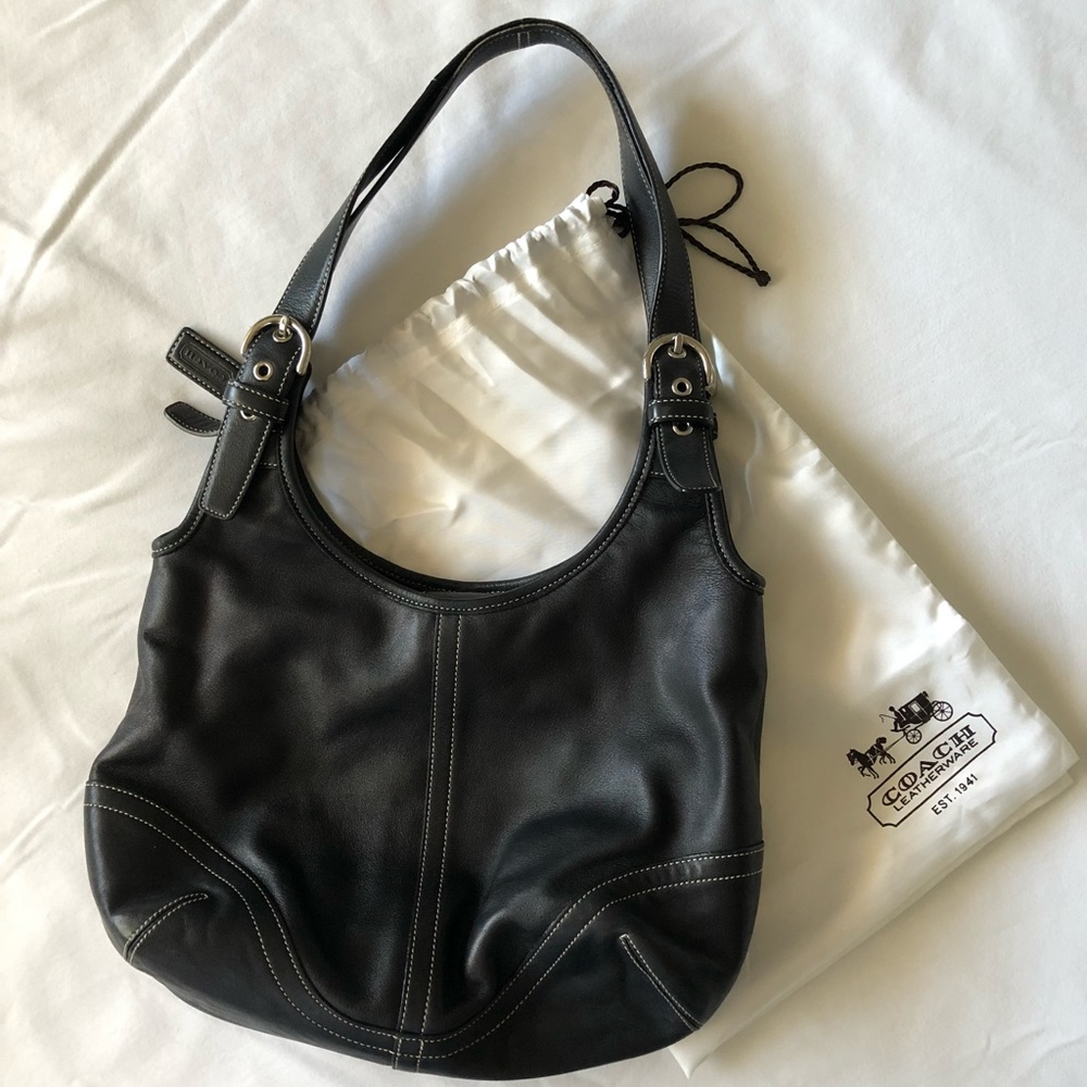 EUC Authentic Coach Black Leather Purse